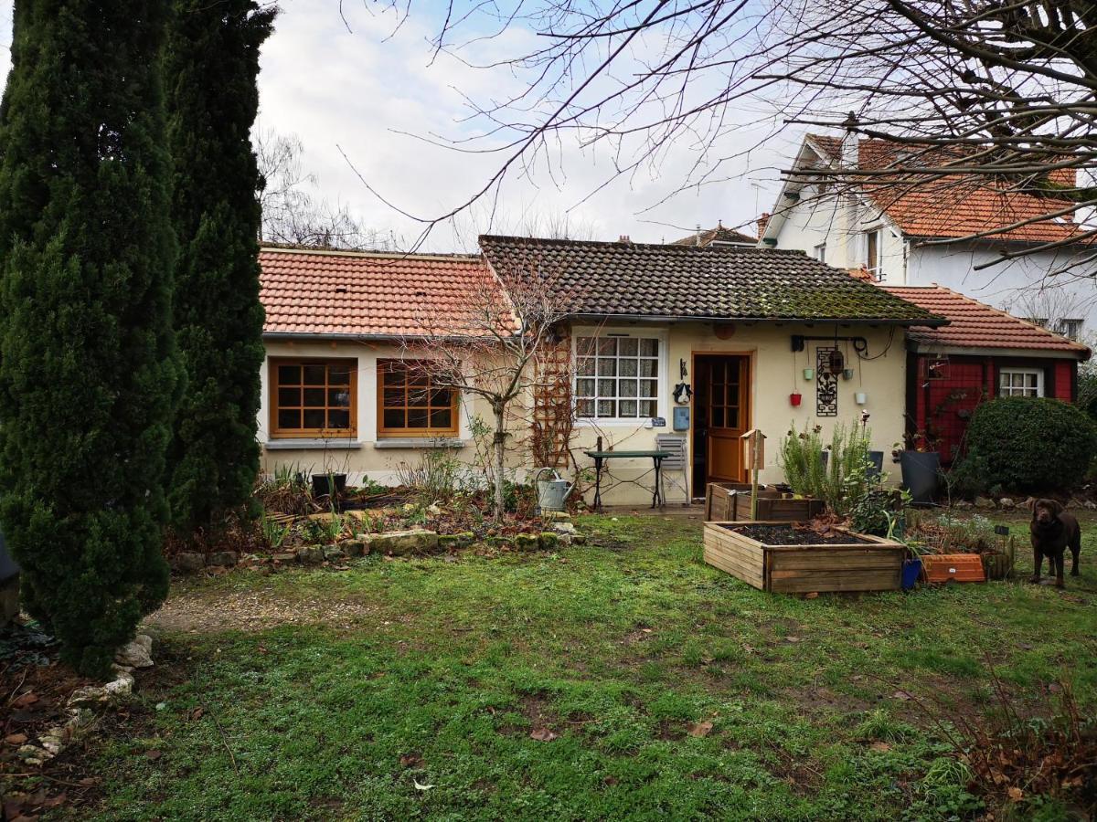 Villa Le Cloky Thomery Екстериор снимка